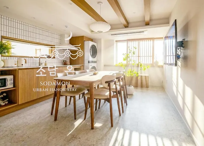 Sodamon Hanok Terrace Family Jongno